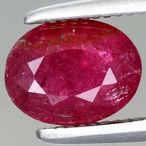 Pietra preziosa tormalina rosa naturale ovale 0,60 ct t.w 6,3 x 4,8 mm Mozambico, Africa - Foto 1 di 4