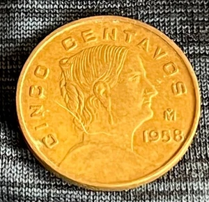 1958 Mexico Cinco Centavos Actual Coin - Picture 1 of 2
