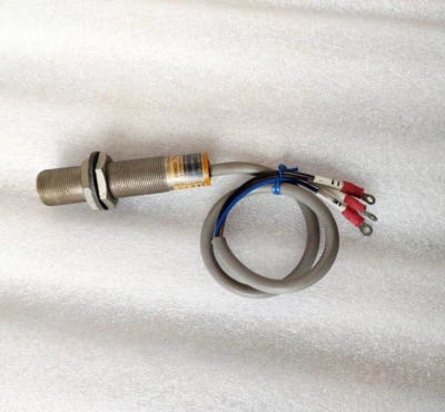 Tl-xp5 - Omron - TL-XP5 - Proximity Switch - 200ma Max - 10 To 30vdc - Image 1 of 4