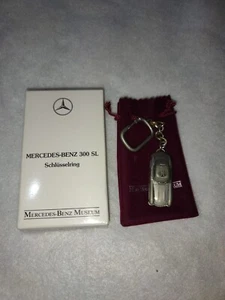 Vintage Mercedes-Benz Museum BURAGO Keychain MERCEDES BENZ 300 SL Car 1:87 Italy - Picture 1 of 11