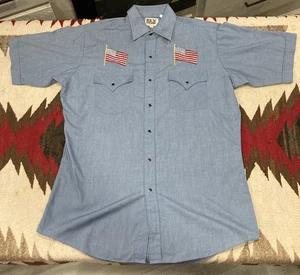 vintage ELY CATTLEMAN Mens Western Pearl Snap USA FLAG Shirt Sz Medium - 22x31 - Picture 1 of 8