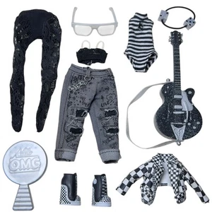 Lol Omg Skatepark QT Spicy Babe Muñeca Conjunto Ropa Negra Guitarra Pantalones Lote Superior - Imagen 1 de 8