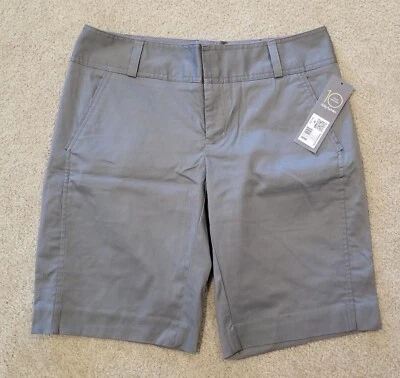 Bermudas grises Daisy Fuentes talla Petite 4 Foto 1 de 3