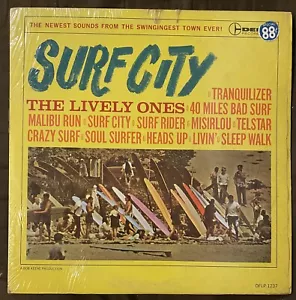 THE LIVELY ONES Surf City - 1963 1st Press Del-Fi Mono LP - VG+ IN SHRINK - Foto 1 di 3