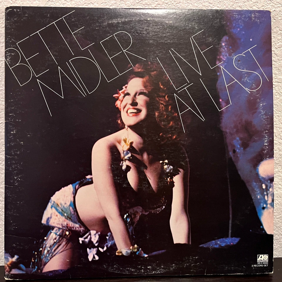 BETTE MIDLER - Live At Last (Atlantic) - 12" Vinyl Record 2xLP - EX - Image 1 of 4
