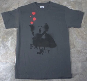 NOS Fall Out Boy Tour 2007 Friends Or Enemies Tour tee shirt Adult Small - Picture 1 of 7