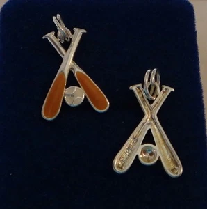 1 Sterling Silver 20x14mm Brown/white Enamel Baseball Softball Bat & Ball Charm - Picture 1 of 3