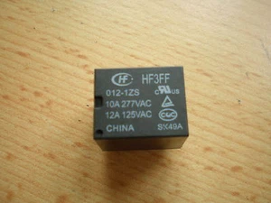 HF3FF  /012-1ZS    SPDT   10 amp relay   5 pin   19 x 15 x 15 mm       Z1021 - Picture 1 of 1