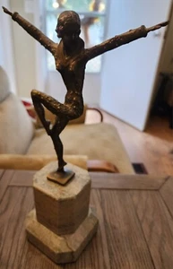 BRONCE ART DECO RUGIENTE AÑOS VEINTE BAILARÍN DEMETRE CHIPARUS SOBRE PEDESTAL MABLE - Imagen 1 de 24