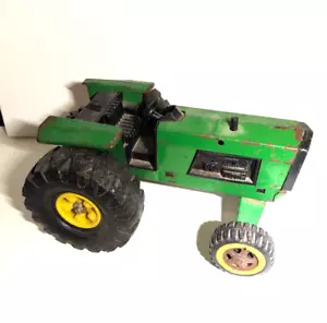 1970's Tonka metal farm tractor - steering works! - Picture 1 of 6