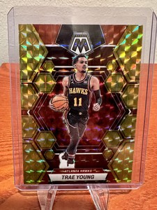 2022-23 Panini Mosaic REACTIVE YELLOW #8 Trae Young Atlanta Hawks