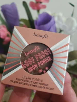 Polvo de relleno de cejas Benefit Goof Proof tono #1 rubio claro fresco tamaño completo $24 Foto 1 de 4