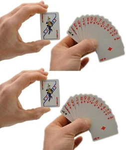 4 Stück Mini Kartenspiel 54 Blatt Spielkarten klein Skat MauMau f. Reisen Party - Bild 1 von 4