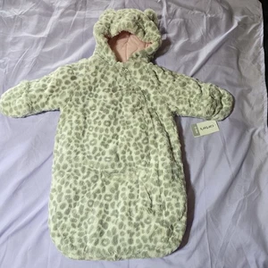 Carter’s Neu mit Etikett Leopard Bär Kapuze Wimpeltasche Kinderwagen Größe 0-6 Monate Kunstfell - Bild 1 von 8