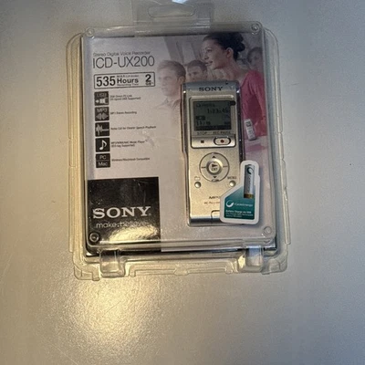 Sony ICD-UX200 Stereo Digital Voice IC Recorder Red USB MP3 Sealed Brand New - Image 1 of 4