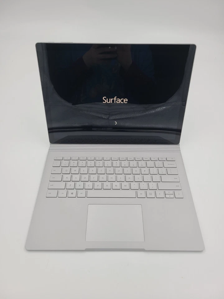 Microsoft Surface Book 1ª Generación i7-6600U 2.6GHz 8GB 256GB SSD Win 11 Pro GeForce Foto 1 de 4