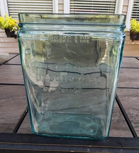 Antique Delco Light Exide KXG-7 D Blue Green Aqua Wavy Glass Battery Jar Vase - Picture 1 of 6