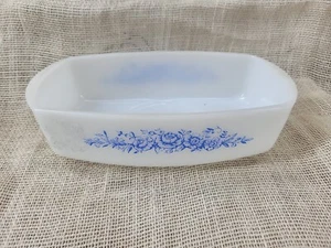 Vintage Federal Glass Baking Dish Blue Roses Milk Glass Casserole Serving Dish - Picture 1 of 6