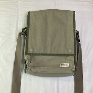 Incase Canvas Vertical Sling - 15 Inch Laptop Padded Sleeve Olive EUC