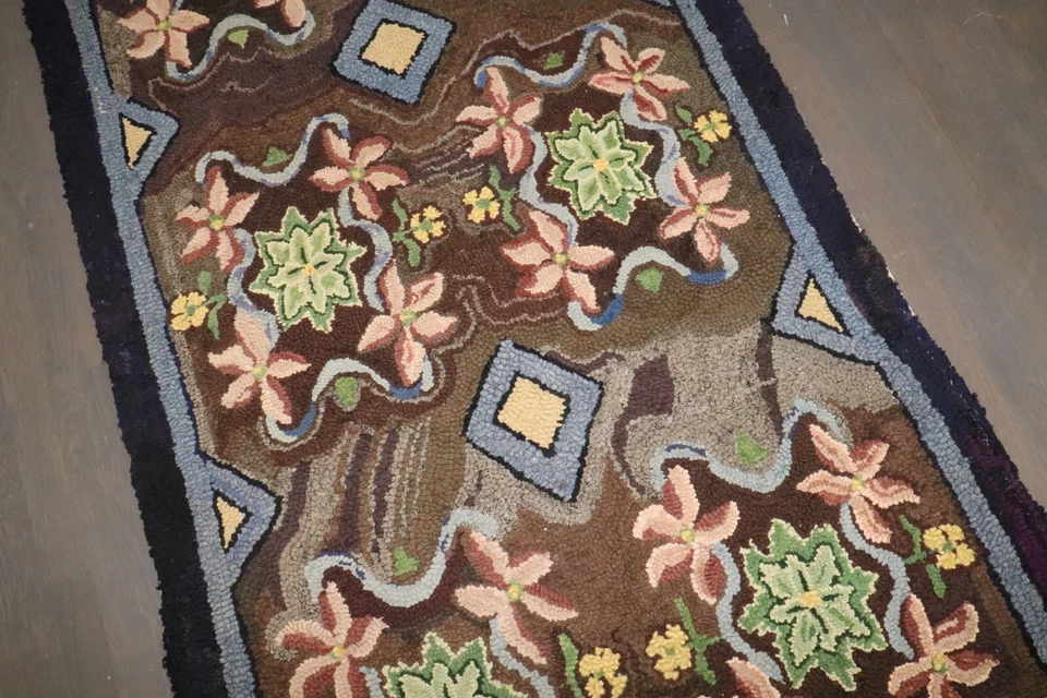 Antique American Hook Hooked Runner Rug Size 3'3''x10'7'' - Изображение 1 из 4