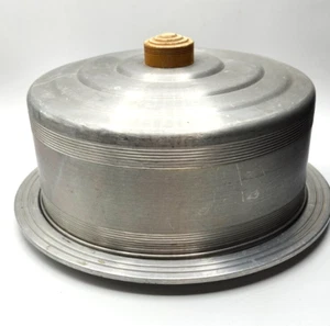 Vintage West Bend Aluminum Cake Saver Set Plate w/ Cover Wooden Knob - Picture 1 of 5