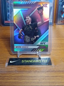 2021 Panini Chronicles UFC - XR Pink #184 Stipe Miocic