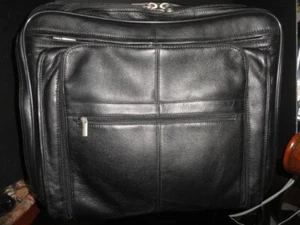 Leder Aktentasche mit Rollen Maße 19" B x 16" H x 10" B Neu - Bild 1 von 14