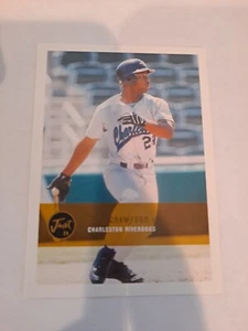 Carl Crawford RC 2000 Justifiable 2K #223 - Tampa Bay Devil Rays - Picture 1 of 2