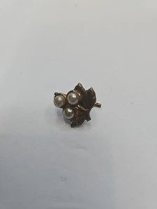 Vintage Formal Tuxedo Shirt Stud Faux Pearl Cluster Maple Leaf - Picture 1 of 11