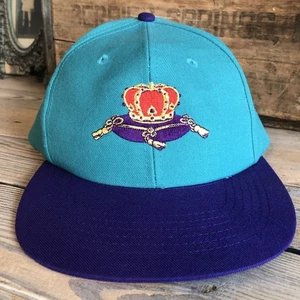 Vintage 90er Y2k Krone royal türkis & lila Druckknopflasche verstellbare Mütze/Kappe - Bild 1 von 11
