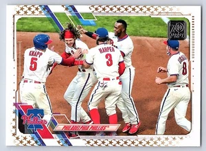 2021 Topps Factory Set Gold Stars # 428 - Philadelphia Phillies - Team Card - Bild 1 von 2