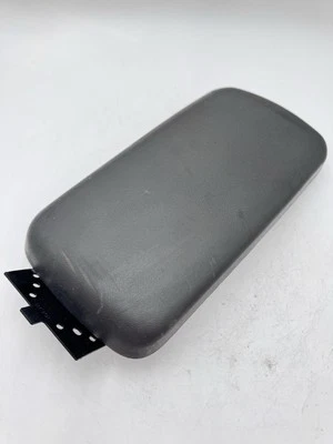 2005-2009 PONTIAC G6 TAMPA DE APOIO DE BRAÇO P/N 22713736 PEÇA ORIGINAL DO FABRICANTE CONSOLE CENTRAL - Imagem 1 de 4