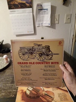 Grand Ole Country Hits Vinyl, Pickwick, ACL 7054, VG CONDITION  - Image 1 of 3