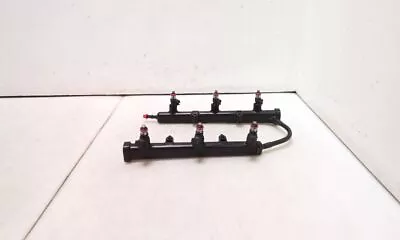 Riel inyector de combustible Jeep JK Wrangler OEM 3,6 L 2012-2017 155645 Foto 1 de 4