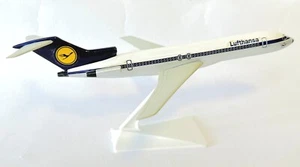 Boeing 727-200 Lufthansa Nostalgair Snap Fit Sammlermodell Maßstab 1:200 - Bild 1 von 12