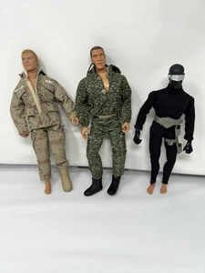GIJoe Hasbro Vintage 11 inch 1990s and Accesories Action Figure Soldier 3 - Picture 1 of 7