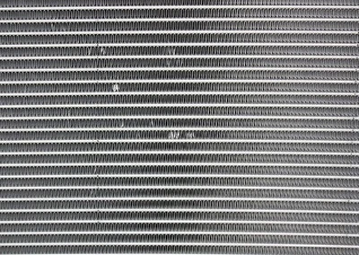 Radiador OEM para costillas dobladas KIA Optima (2,0 L) Hyundai Sonata (2,0 L) 25310-3S750 Foto 1 de 3