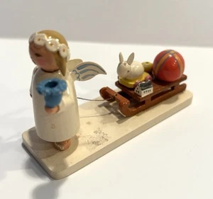 ERZGEBIRGE Wendt Kuhn Angel with Gifts Sled Christmas Figurine East Germany - Picture 1 of 9
