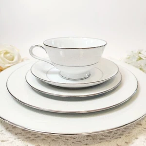 Noritake Whitehall 6115 5 piece place setting - 10 available - Picture 1 of 2