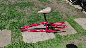 GT BMX Zone Frame Set Up Only Red 20in 14mm Solid Nice 20in Tt - Picture 1 of 14