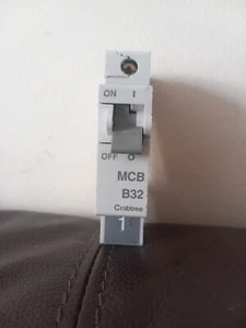 Crabtree B32 32A TYPE B 10kA MCB 61/B32 B32 AMP Circuit Breaker 240V Bs3781 - Picture 1 of 7