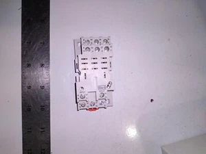 EATON D7PAB RELAY SOCKET 11PIN - Picture 1 of 9