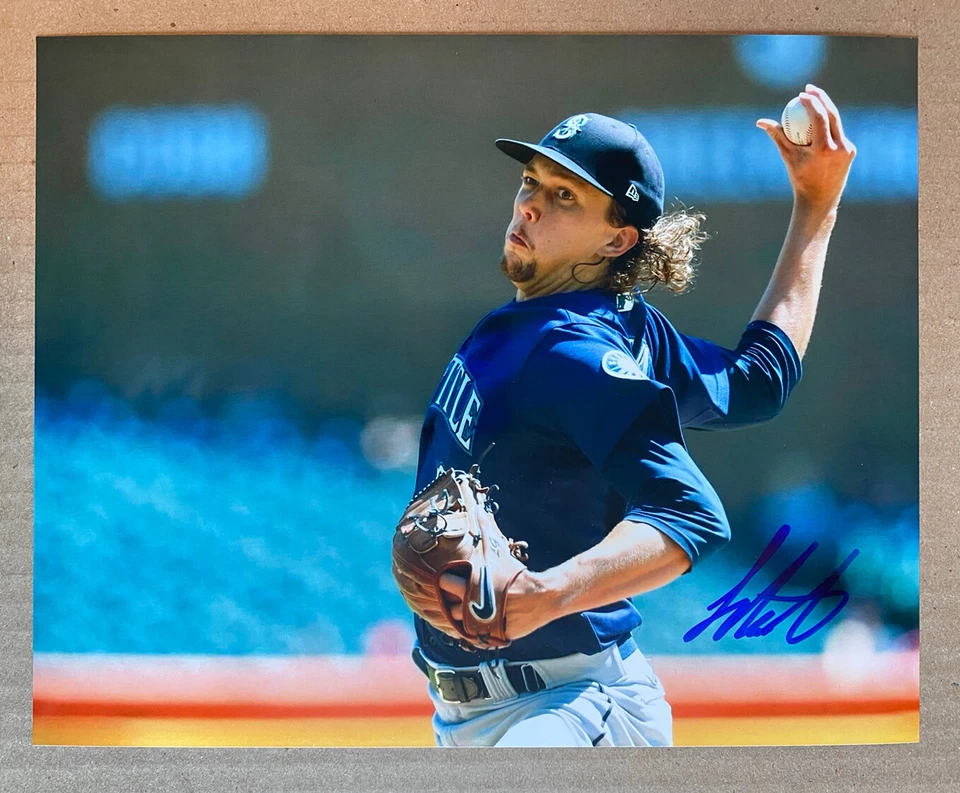 SEATTLE MARINERS- LOGAN GILBERT AUTOGRAPH 8x10 ACTION PHOTO SIGNED AUTO #1 - Image 1 of 1