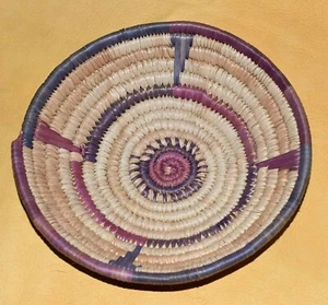 Cesta tradicional de hierba de sabana bobina tejida tribal hausa africana, Nigeria - Imagen 1 de 4