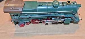 LIONEL GREEN LOCOMOTIVE 675 AND TENDER - Picture 1 of 5