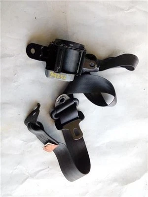 CINTURÓN ASIENTO TRASERO DERECHO HONDA CIVIC BERL. 3/4 (EJ/EK)(1996->) TK520EJ247 Foto 1 de 2