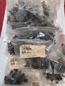 Cornell Dubilier CD15FA102JO3 Condensatore Mica 1000pF 100V 1% Pk/1000 Nuovo - Foto 1 di 8