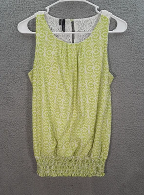 Camisa regata feminina Maurices pequena verde branca renda traseira elástica preppy - Imagem 1 de 4