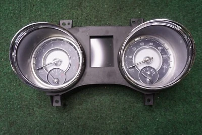 Chrysler 300 2014 velocímetro calibre clúster OEM P56054718AC 75.495 millas Foto 1 de 4