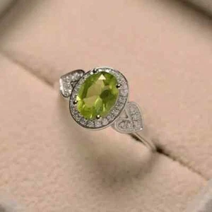 1.65 Ct Natural Peridot & Diamond Wedding Beautiful Ring 10K White Gold Solid - Picture 1 of 6